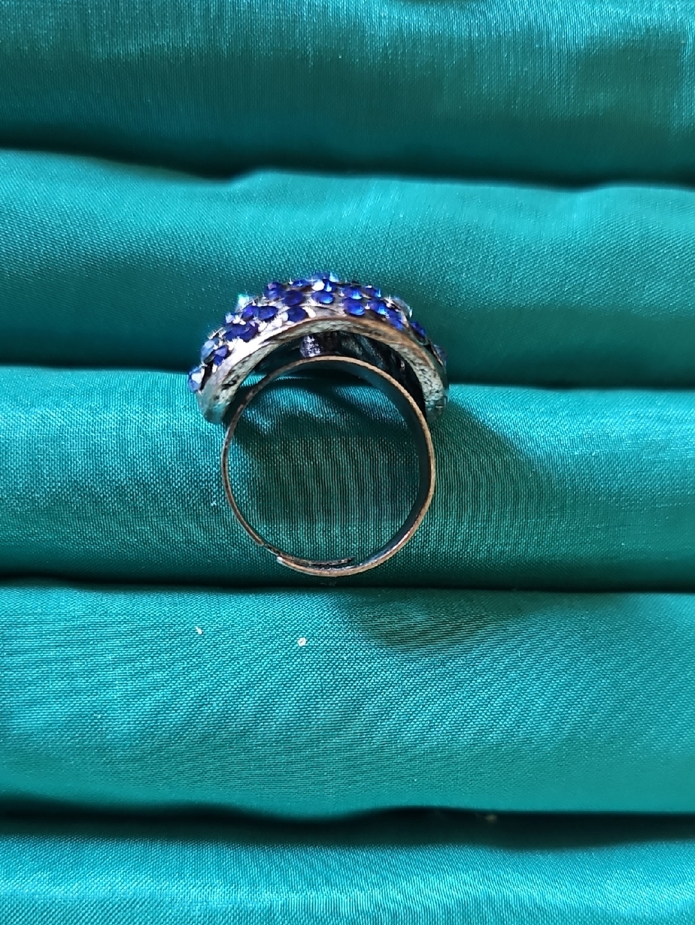 Beautiful Blue Ring - Picture 2 of 3